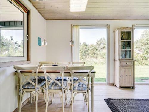 Three-bedroom Holiday Home In Blavand
