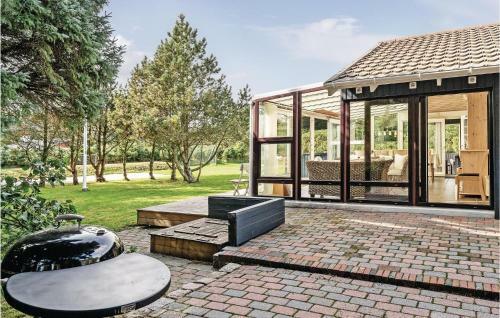 Three-bedroom Holiday Home In Blavand