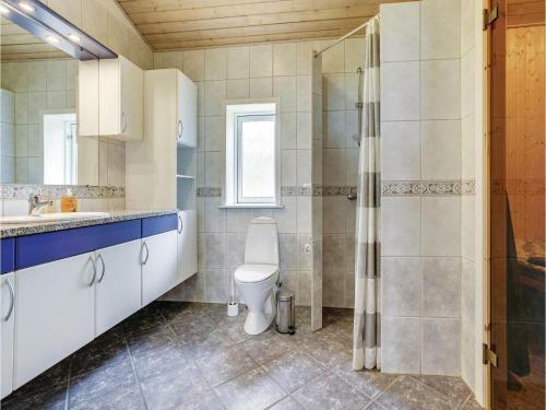 Three-bedroom Holiday Home In Blavand