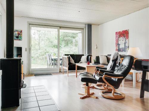 Three-bedroom Holiday Home In Blavand