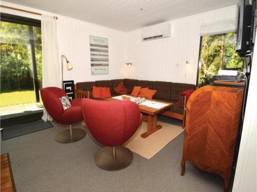 Three-bedroom Holiday Home In Blavand