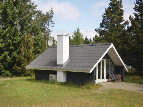 Two-bedroom Holiday Home In Blavand