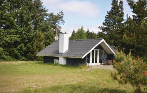Two-bedroom Holiday Home In Blavand