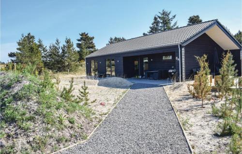 Three-bedroom Holiday Home In Blavand