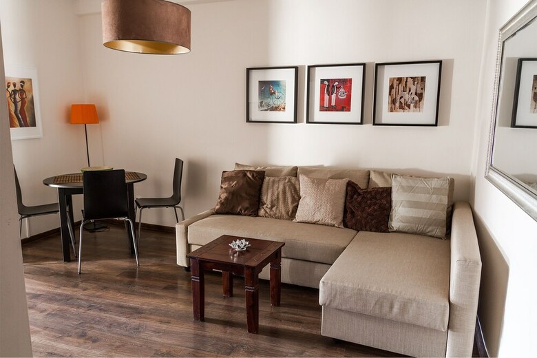 Lounge Apartments