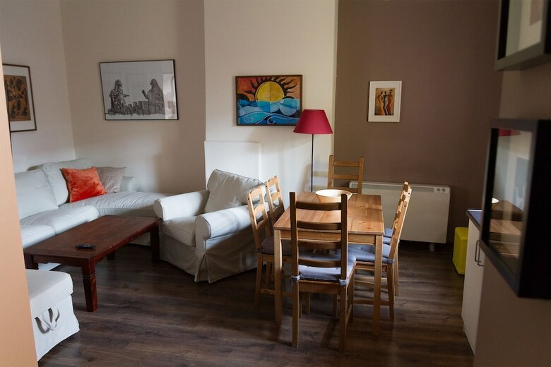 Lounge Apartments