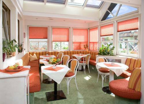 Hostal Pension Koch