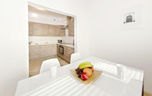 Warsaw Design Apartments