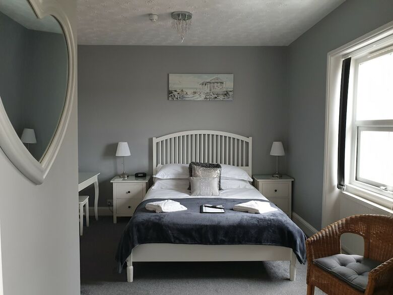 Hostal Kimberley House