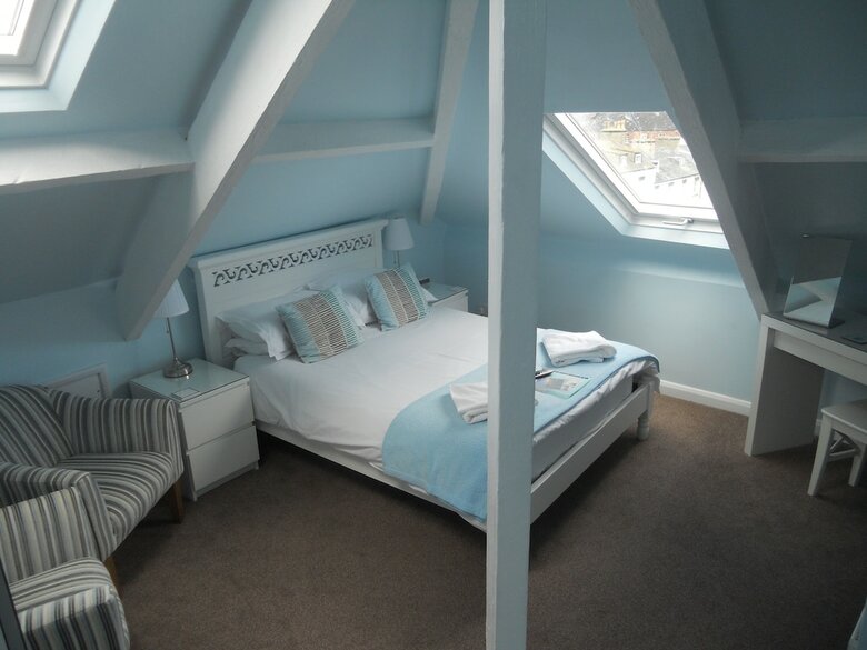 Hostal Kimberley House