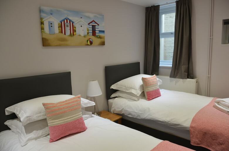 Hostal Kimberley House