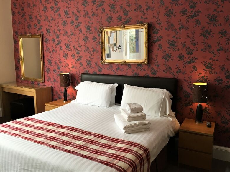 Hotel Palm Grove