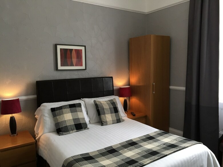 Hotel Palm Grove
