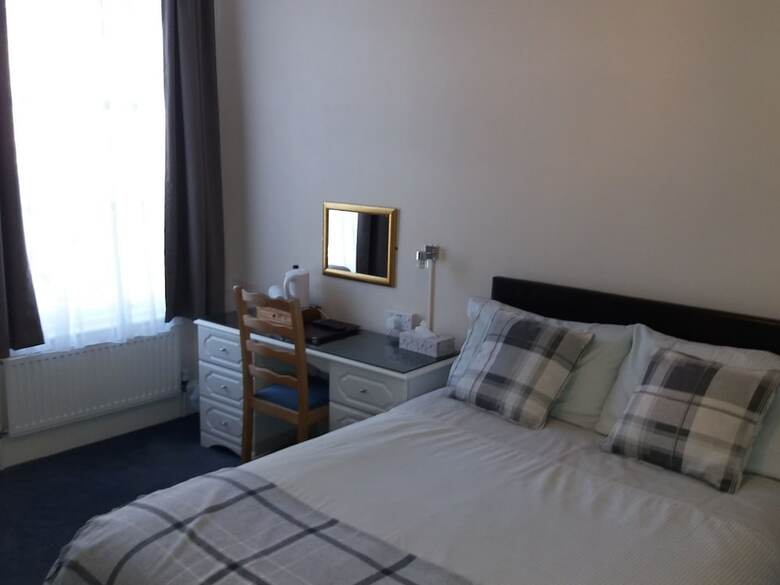Hostal South View