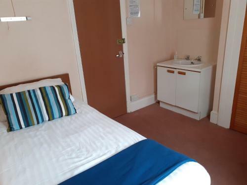 Hostal Linden Guest House