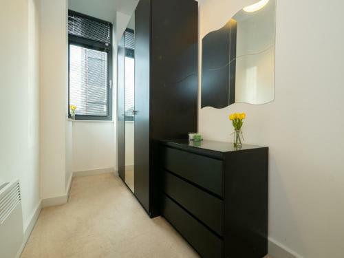 Reading College Serviced Apartment