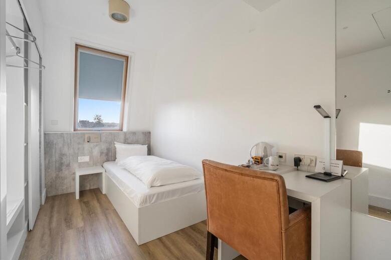 Mk Hotel London