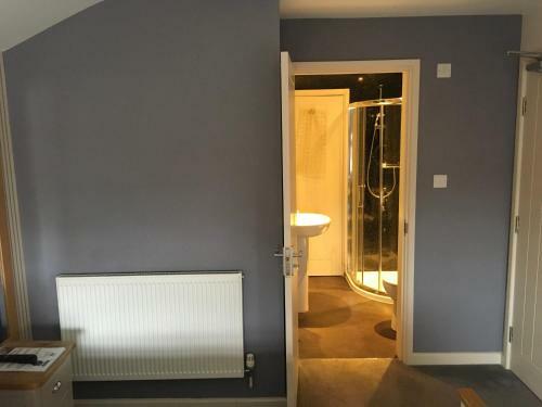 Hostal Newport Guest House