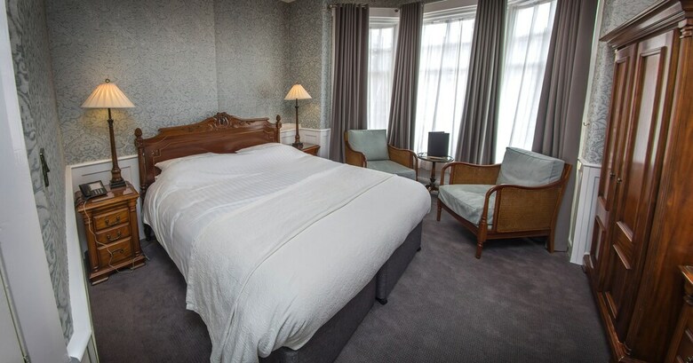 Dunoon Hotel