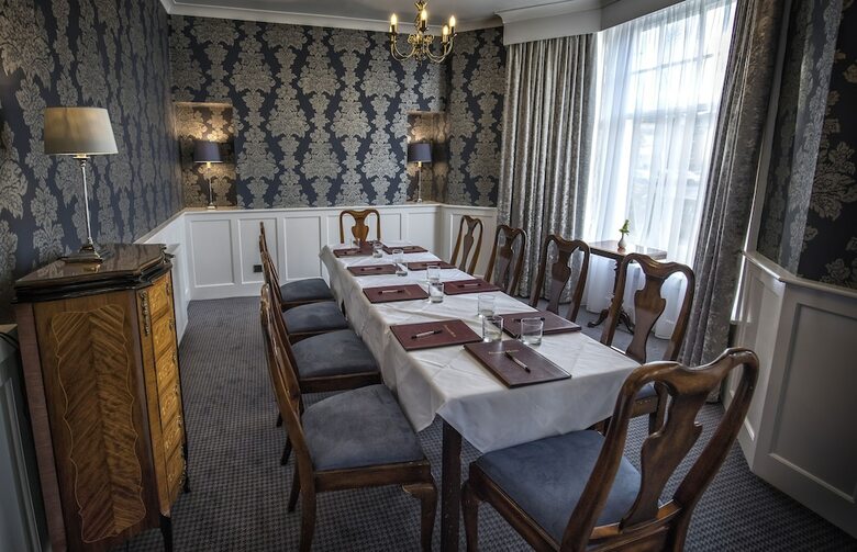 Dunoon Hotel