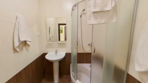 Mishel Hotel