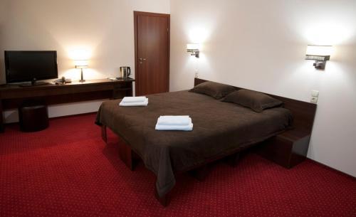Hotel 12