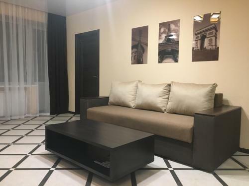 Apartamento 3 Studios On Lenina Avenue