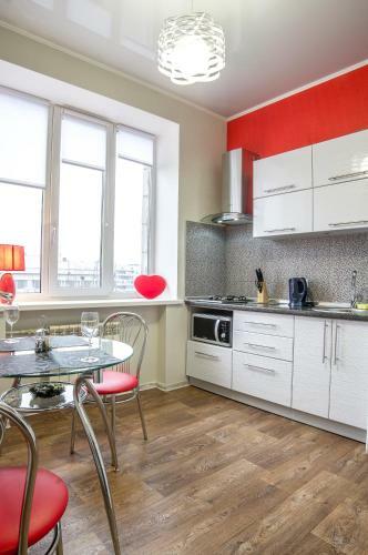 Apartment On 30 Nauky Avenue