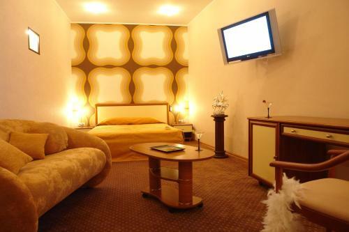 Zs Club Hotel