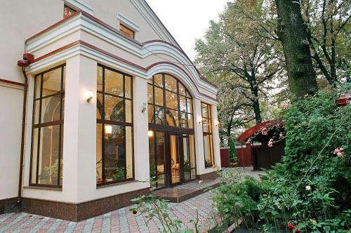 Zs Club Hotel