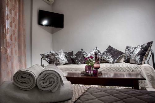 Hotel Alkyonari By Anna