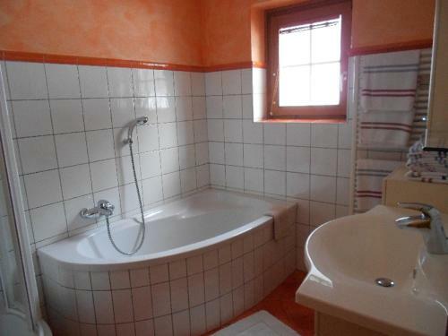Apartamento Ferienwohnung Trattenhaus