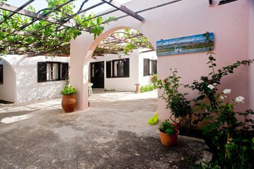 Dolphin Apartments