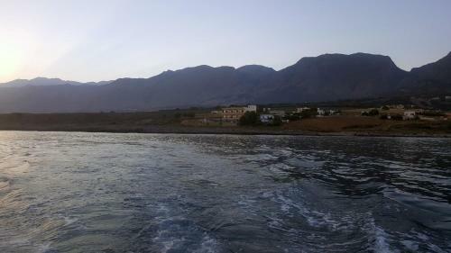 Kritamos Beach Apartments