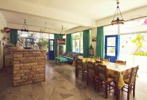 Hostal Hotel Antiparos