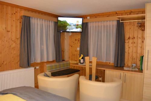 Hostal Landhaus Taurer