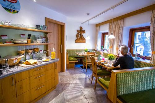 Hostal Landhaus Taurer
