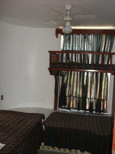 Hotel Casitas Del Tajin