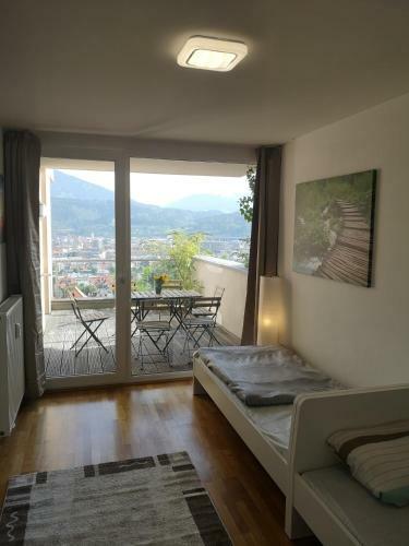 Innsbruck City View Apartment