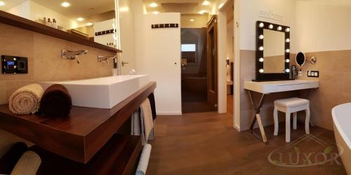 Luxor City Apartments