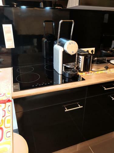 Deluxe Apartment & Suite