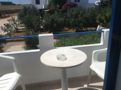 Hostal Rania Apartments