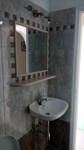 Hotel Eleftheria Rooms