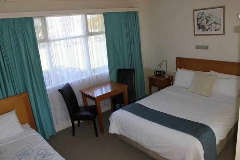 Kaniva Midway Motel
