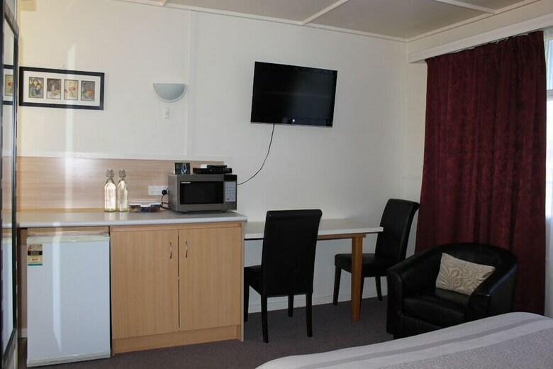 Kaniva Midway Motel