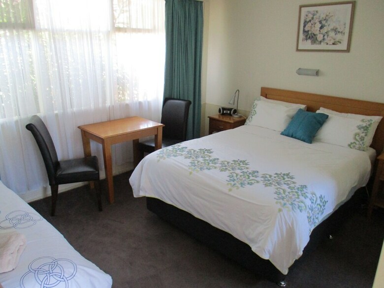 Kaniva Midway Motel