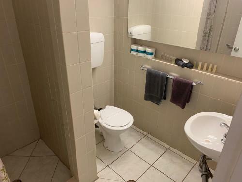 The Stuart Hotel-motel