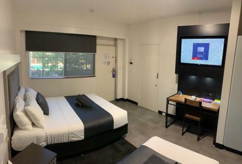 The Stuart Hotel-motel
