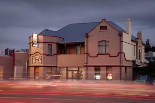 Motel Cross Keys Hotel
