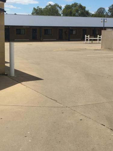 Westside Tavern & Motel